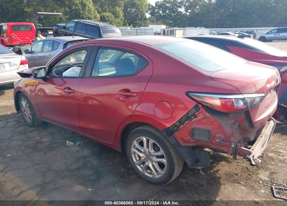 2018 TOYOTA YARIS IA VIN: 3MYDLBYV2JY318411
