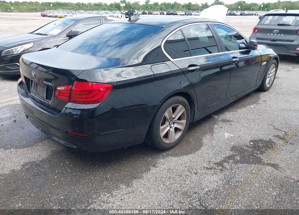 2012 BMW 528I VIN: WBAXG5C57CDX06164
