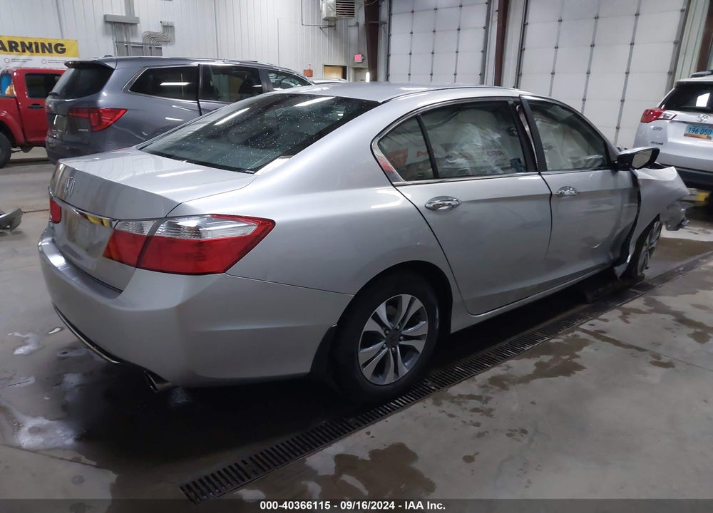 2013 HONDA ACCORD LX VIN: 1HGCR2F34DA007678