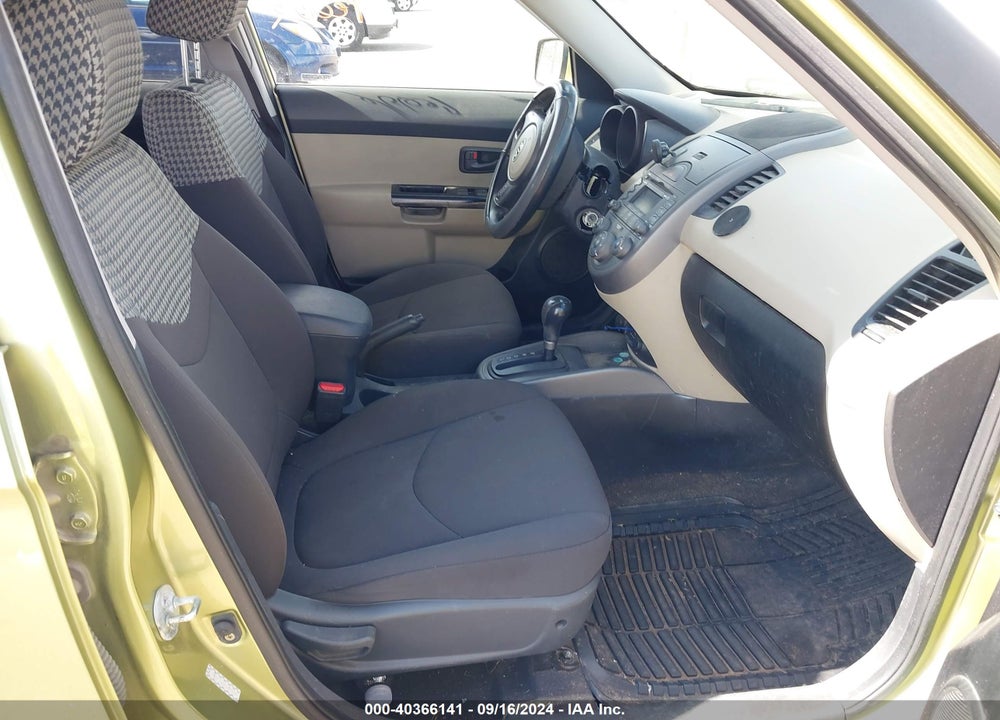 2010 KIA SOUL VIN: KNDJT2A2XA7074252