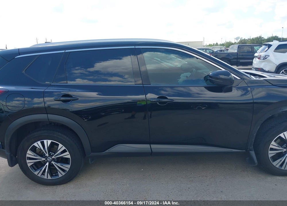2021 NISSAN ROGUE SV FWD VIN: JN8AT3BA0MW001384