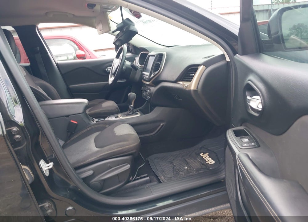 2014 JEEP CHEROKEE LATITUDE VIN: 1C4PJLCB9EW299292