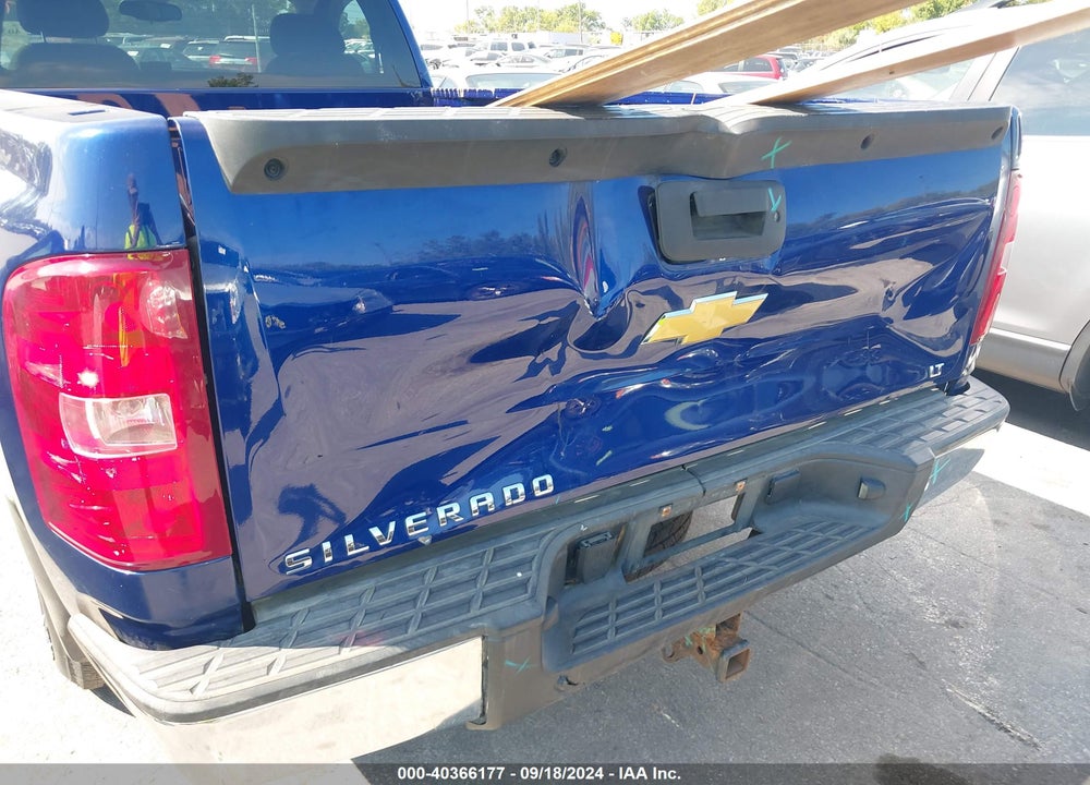 2013 CHEVROLET SILVERADO 1500 LT VIN: 1GCNKSE00DZ177024