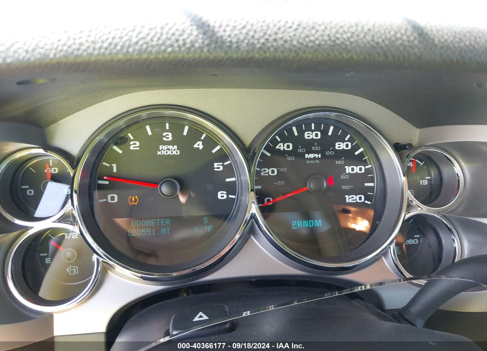 2013 CHEVROLET SILVERADO 1500 LT VIN: 1GCNKSE00DZ177024