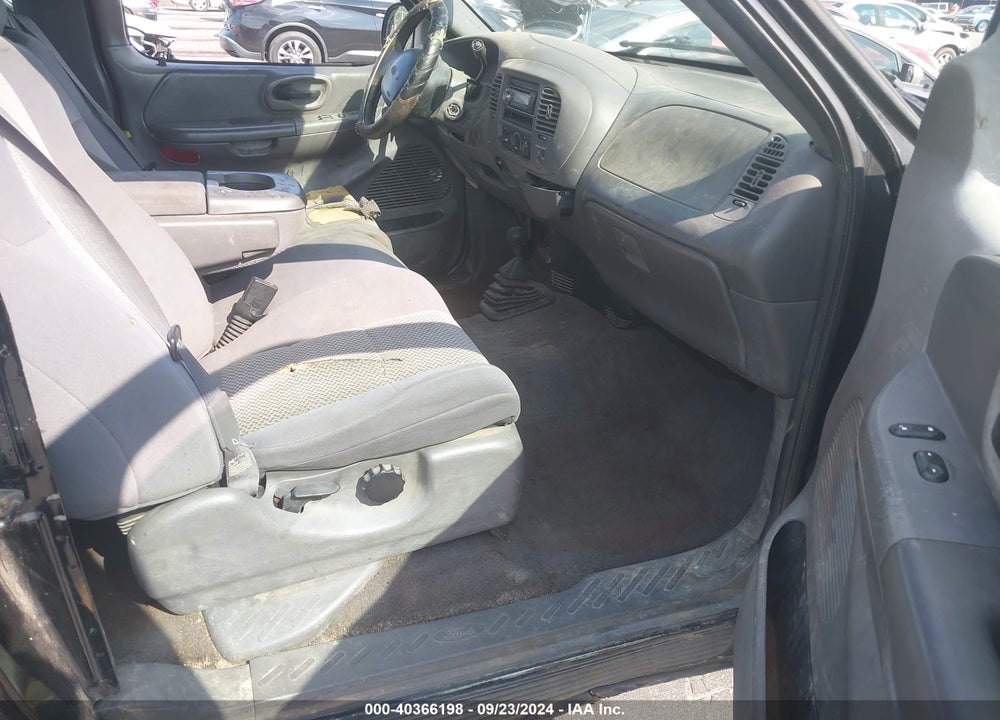 2003 FORD F-150 LARIAT/XL/XLT VIN: 1FTRX18W13NB58050