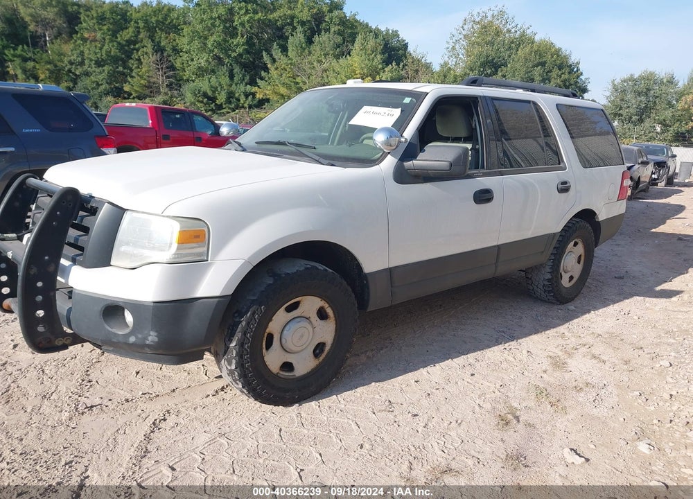 2010 FORD EXPEDITION XLT VIN: 1FMJU1G51AEB58279