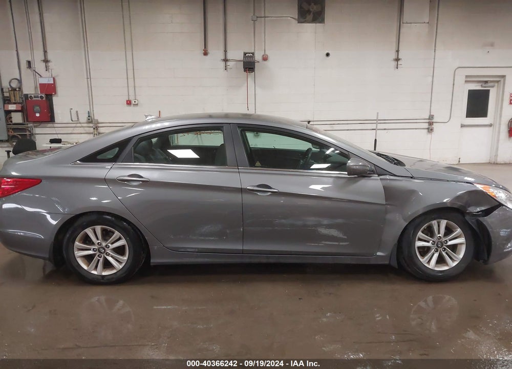 2013 HYUNDAI SONATA GLS VIN: 5NPEB4AC3DH614436