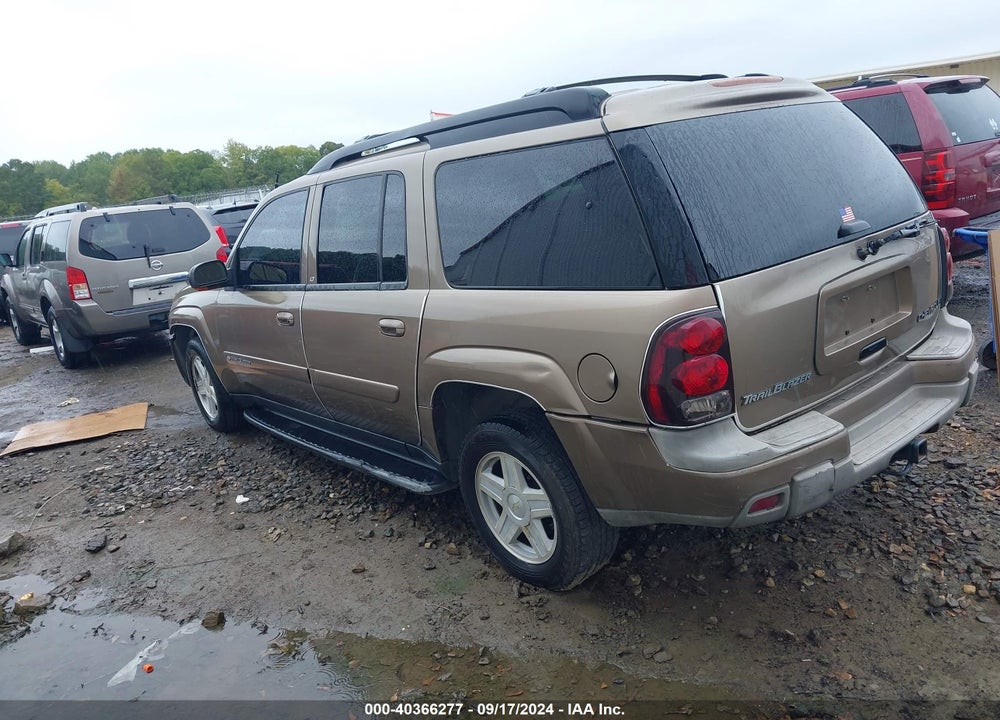 2002 CHEVROLET TRAILBLAZER EXT LT VIN: 1GNES16S226124812