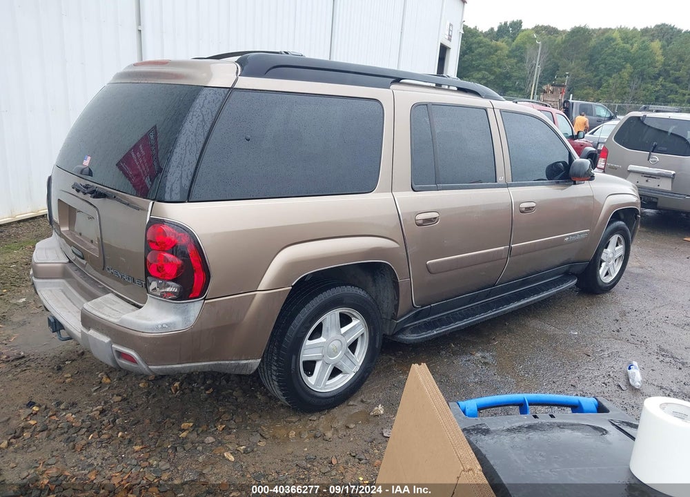 2002 CHEVROLET TRAILBLAZER EXT LT VIN: 1GNES16S226124812