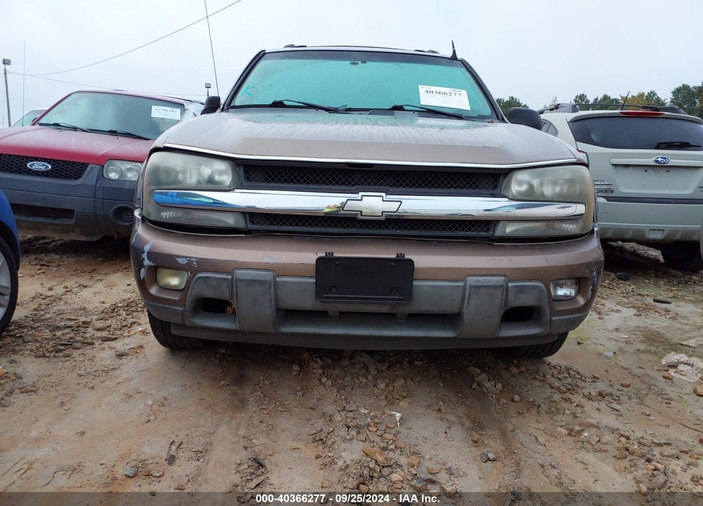 2002 CHEVROLET TRAILBLAZER EXT LT VIN: 1GNES16S226124812