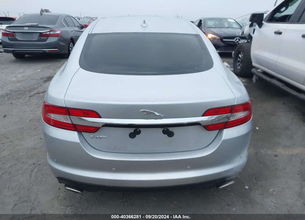2013 JAGUAR XF I4 T VIN: SAJWA0ESXDPU02317