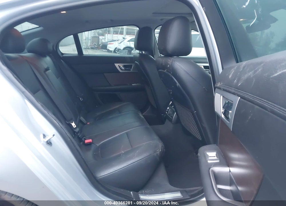 2013 JAGUAR XF I4 T VIN: SAJWA0ESXDPU02317