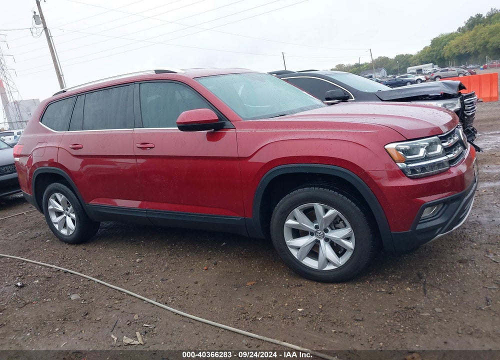 2018 VOLKSWAGEN ATLAS VIN: 1V2DR2CA8JC589868