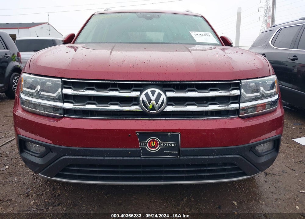 2018 VOLKSWAGEN ATLAS VIN: 1V2DR2CA8JC589868