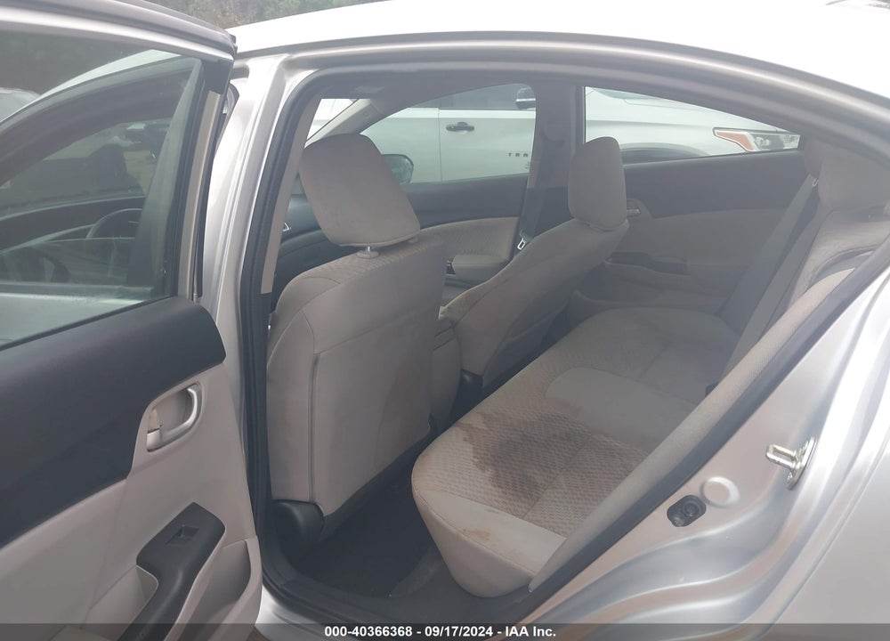 2014 HONDA CIVIC LX VIN: 19XFB2E53EE049633