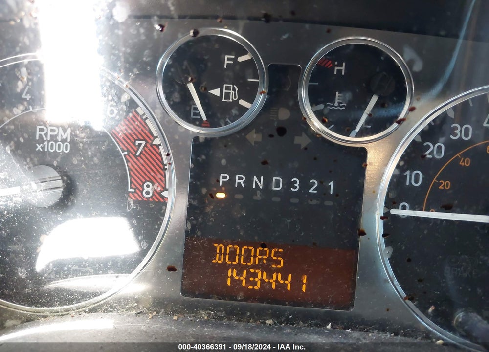 2007 HUMMER H3 SUV VIN: 5GTDN13E378187223