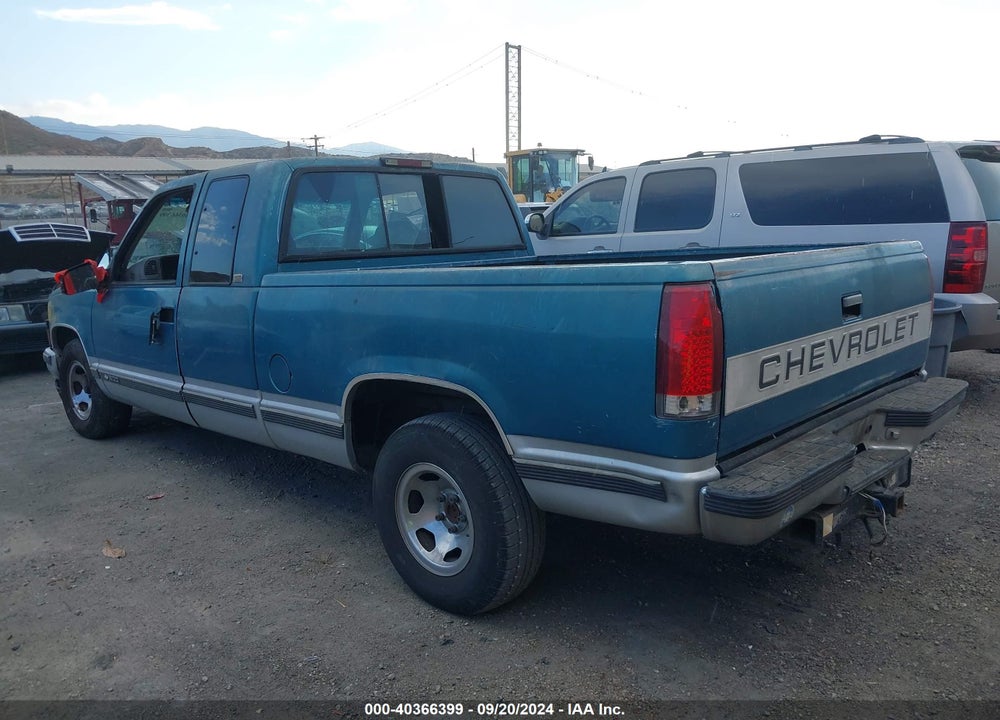 1997 CHEVROLET C1500 FLEETSIDE VIN: 2GCEC19R1V1136301