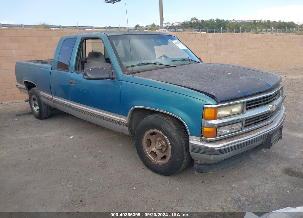 1997 CHEVROLET C1500 FLEETSIDE VIN: 2GCEC19R1V1136301