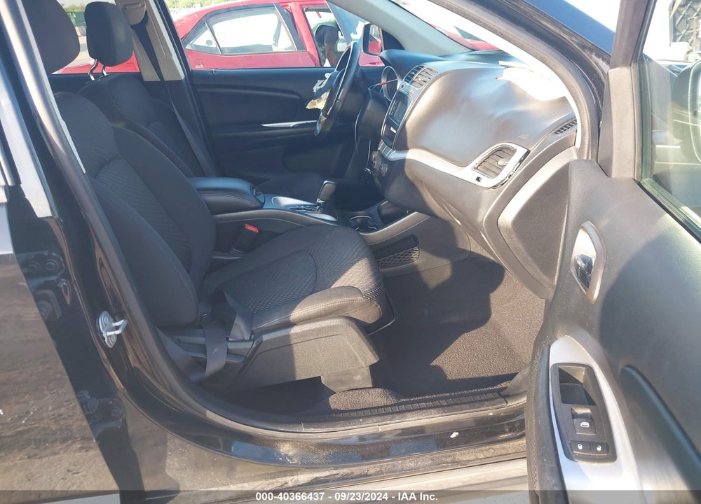 2018 DODGE JOURNEY SE VIN: 3C4PDCAB6JT352766