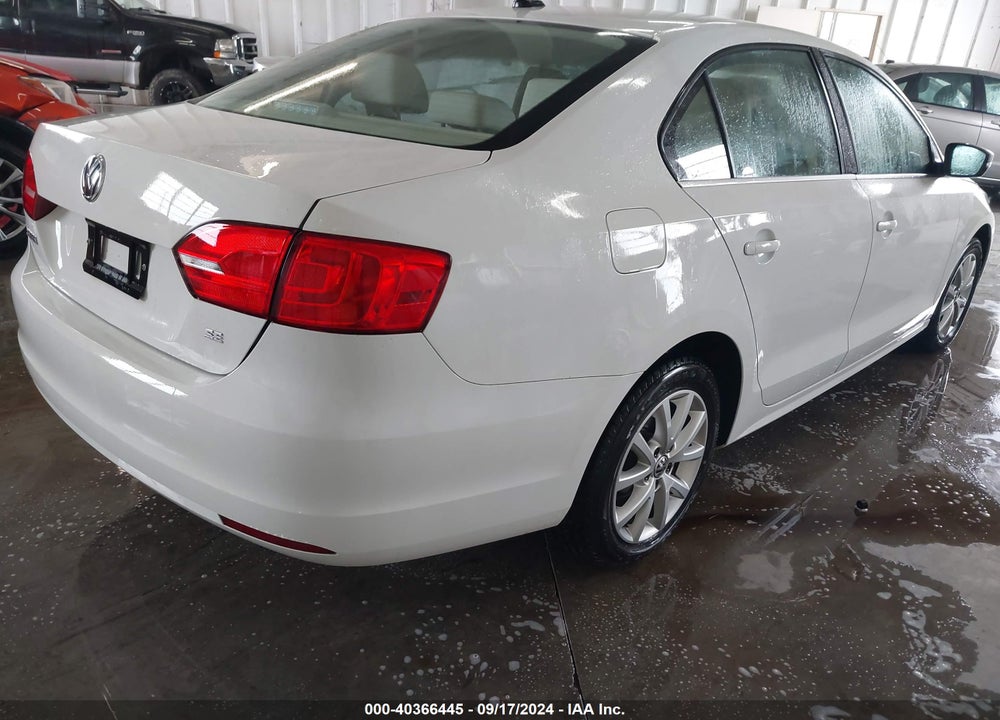 2014 VOLKSWAGEN JETTA 1.8T SE VIN: 3VWD07AJXEM429567