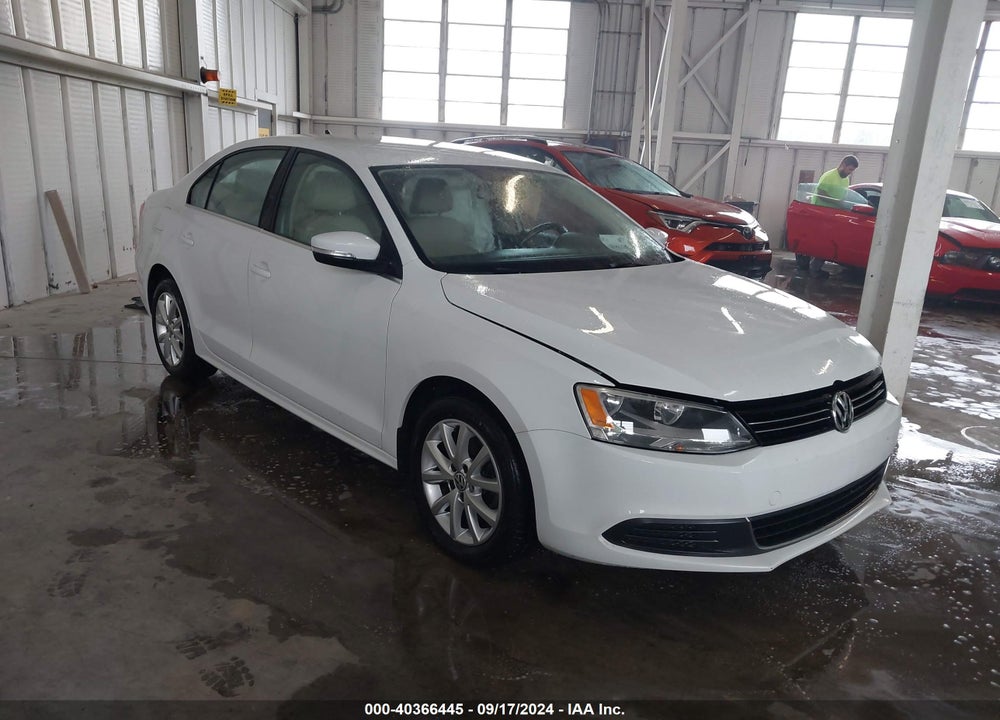 2014 VOLKSWAGEN JETTA 1.8T SE VIN: 3VWD07AJXEM429567