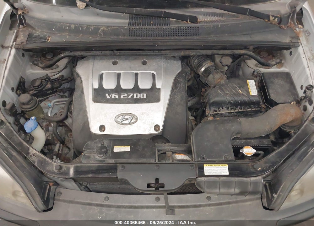 2005 HYUNDAI TUCSON GLS/LX VIN: KM8JN72D35U239102
