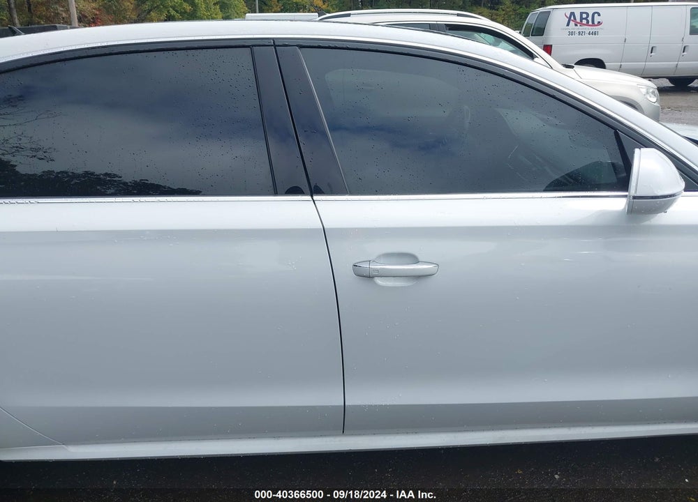 2016 AUDI A8 L 4.0T SPORT VIN: WAU43AFD7GN019602