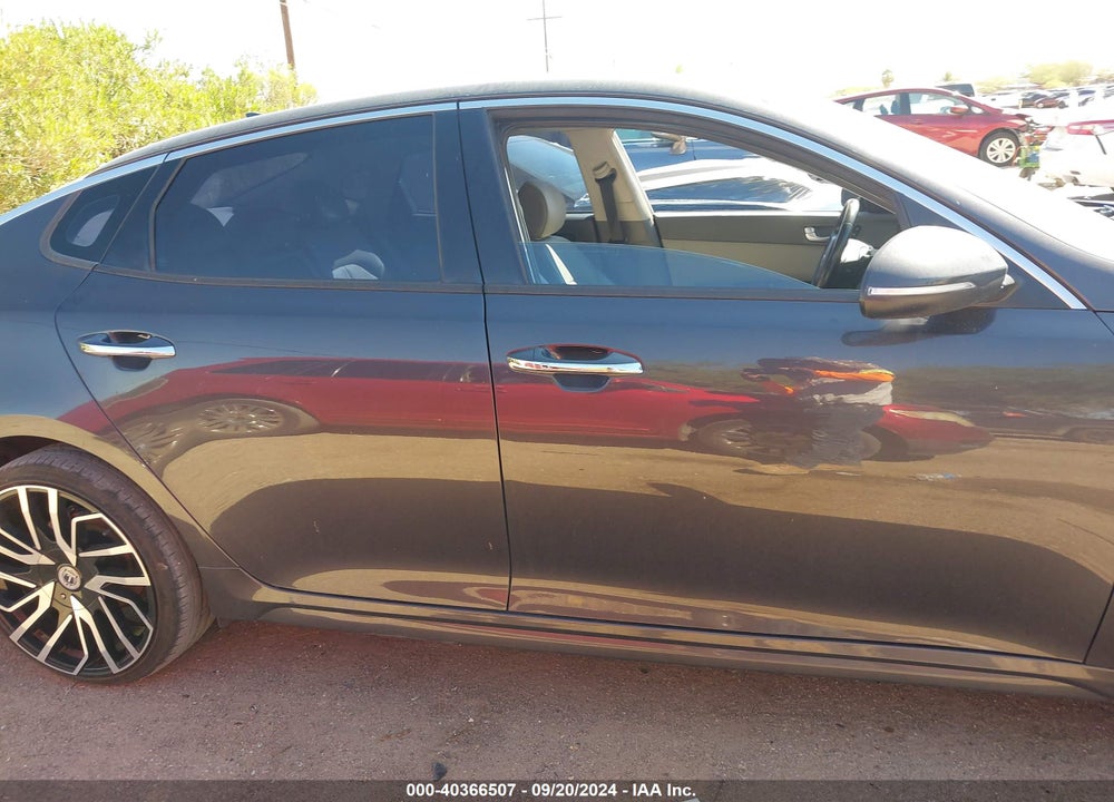 2017 KIA OPTIMA EX VIN: 5XXGU4L39HG159061