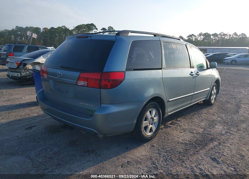 2005 TOYOTA SIENNA XLE VIN: 5TDZA22C25S274537