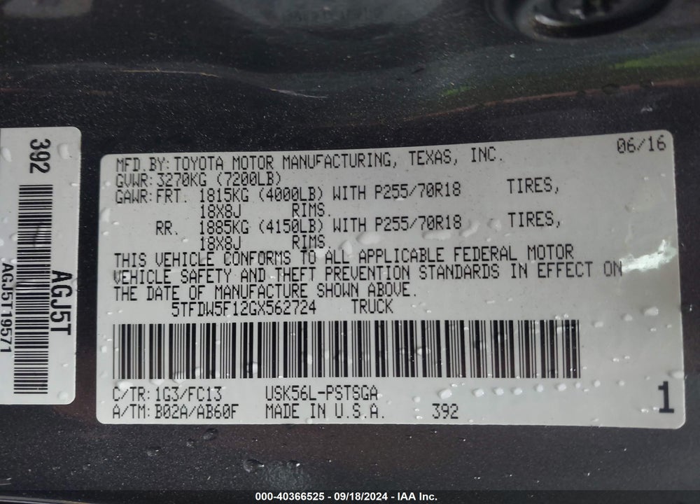 2016 TOYOTA TUNDRA SR5 5.7L V8 VIN: 5TFDW5F12GX562724
