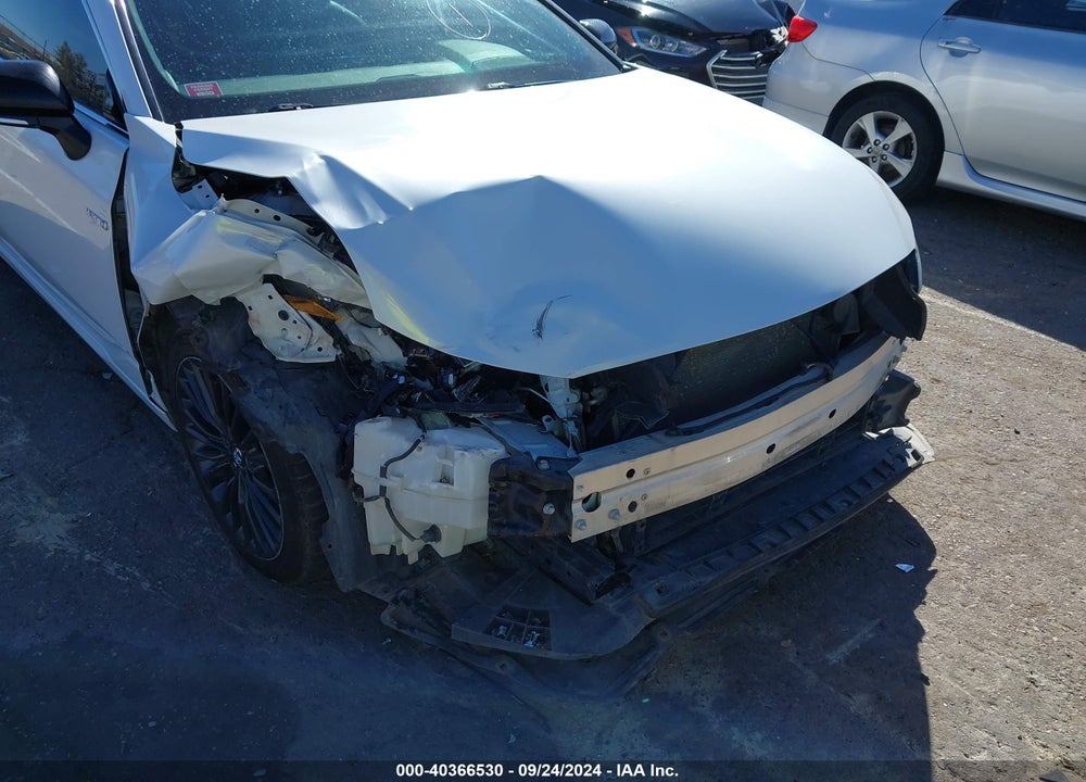 2020 TOYOTA AVALON HYBRID XSE VIN: 4T1E21FB4LU015933