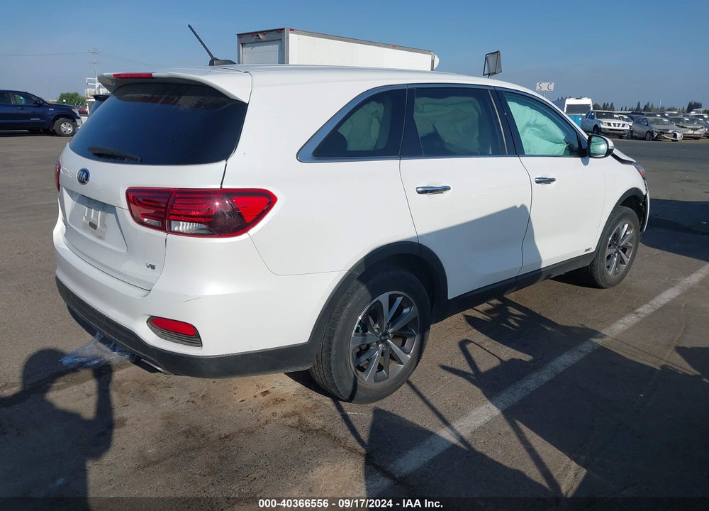 2020 KIA SORENTO 3.3L LX VIN: 5XYPGDA50LG612547