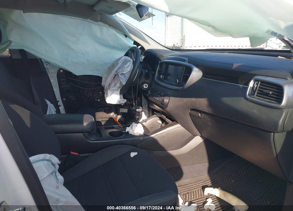 2020 KIA SORENTO 3.3L LX VIN: 5XYPGDA50LG612547