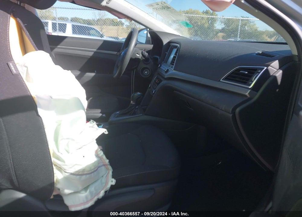 2018 HYUNDAI ELANTRA SEL VIN: KMHD84LF6JU620827