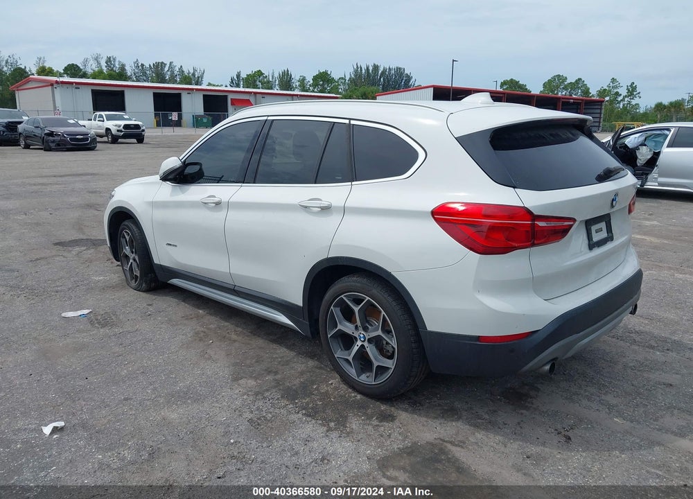 2017 BMW X1 XDRIVE28I VIN: WBXHT3C36H5F86824