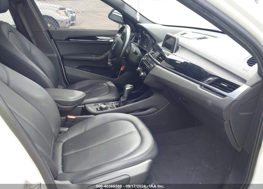 2017 BMW X1 XDRIVE28I VIN: WBXHT3C36H5F86824