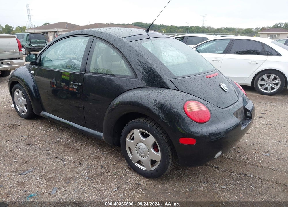 2000 VOLKSWAGEN NEW BEETLE GLX VIN: 3VWDD21C8YM472303