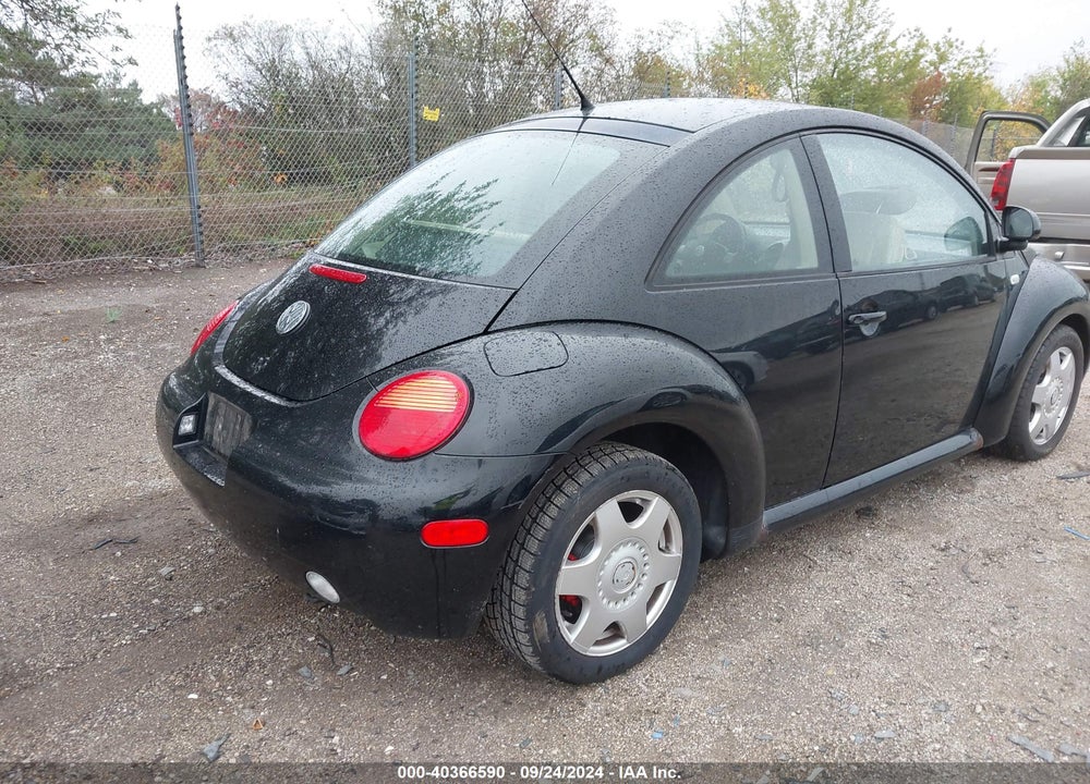 2000 VOLKSWAGEN NEW BEETLE GLX VIN: 3VWDD21C8YM472303