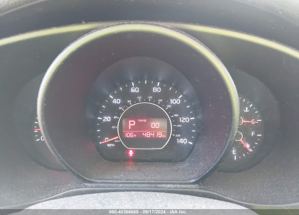 2014 KIA SOUL VIN: KNDJN2A24E7109996