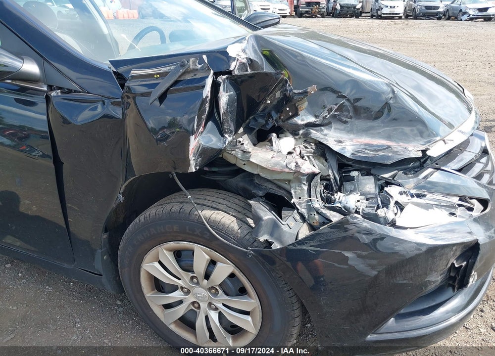 2012 HYUNDAI SONATA GLS VIN: 5NPEB4AC0CH423121