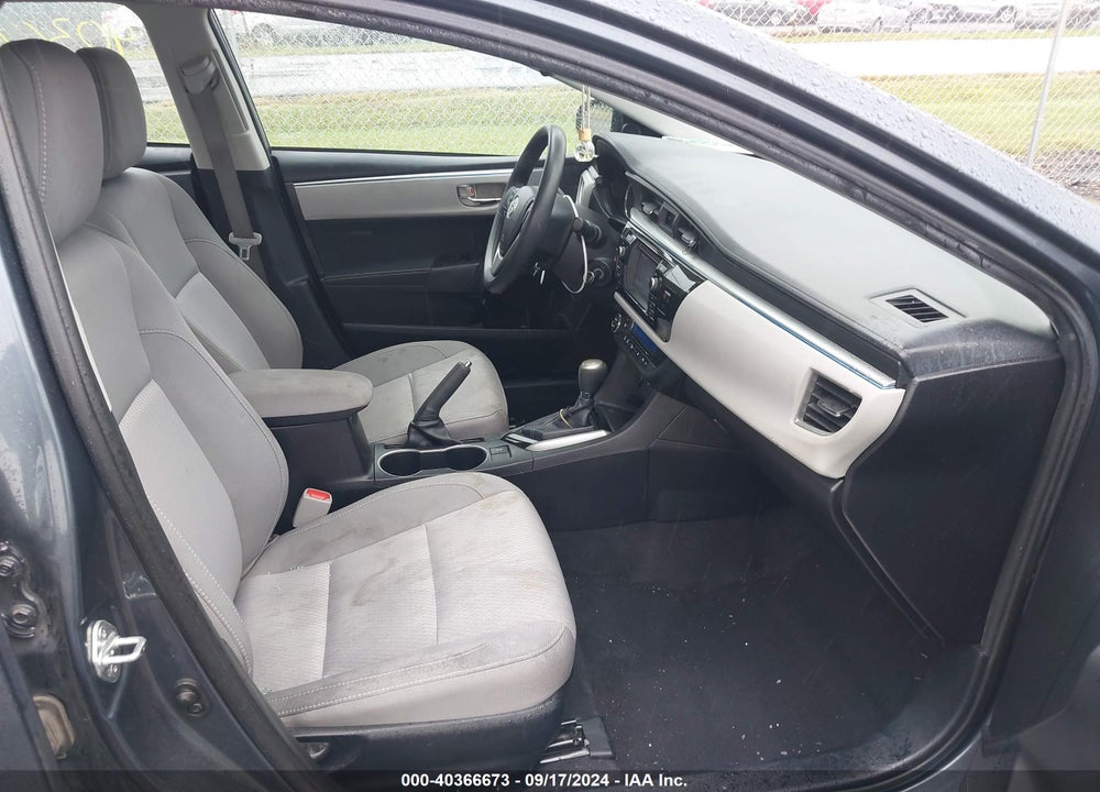 2015 TOYOTA COROLLA LE VIN: 2T1BURHE5FC240886