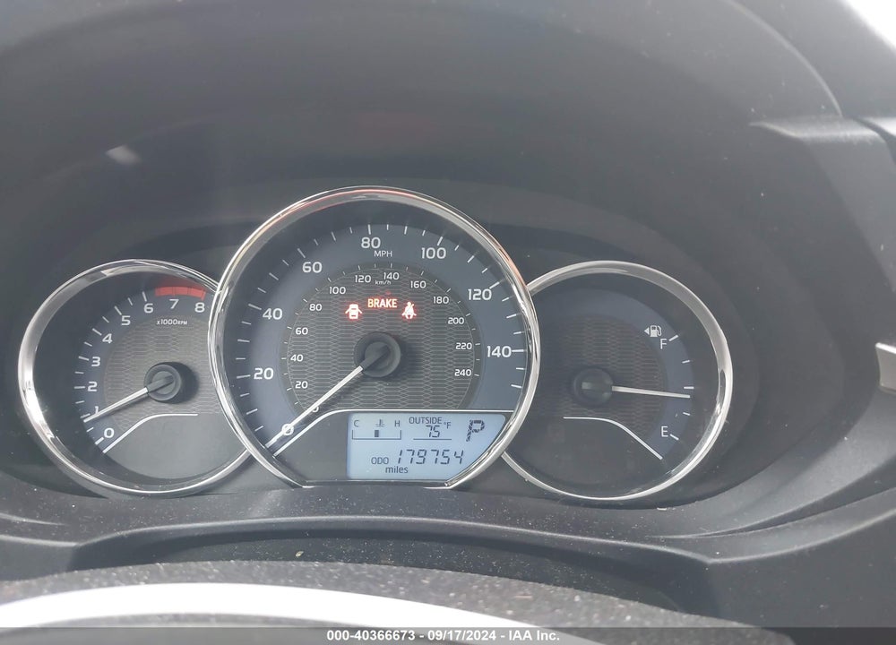 2015 TOYOTA COROLLA LE VIN: 2T1BURHE5FC240886