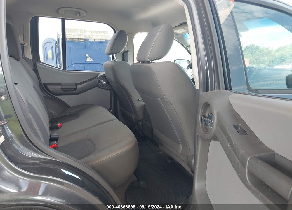 2013 NISSAN XTERRA S VIN: 5N1AN0NW8DN811889
