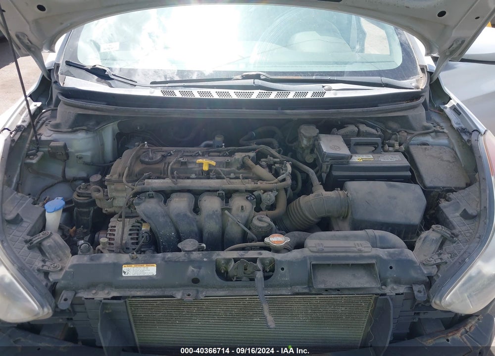 2012 HYUNDAI ELANTRA GLS VIN: 5NPDH4AE4CH074279