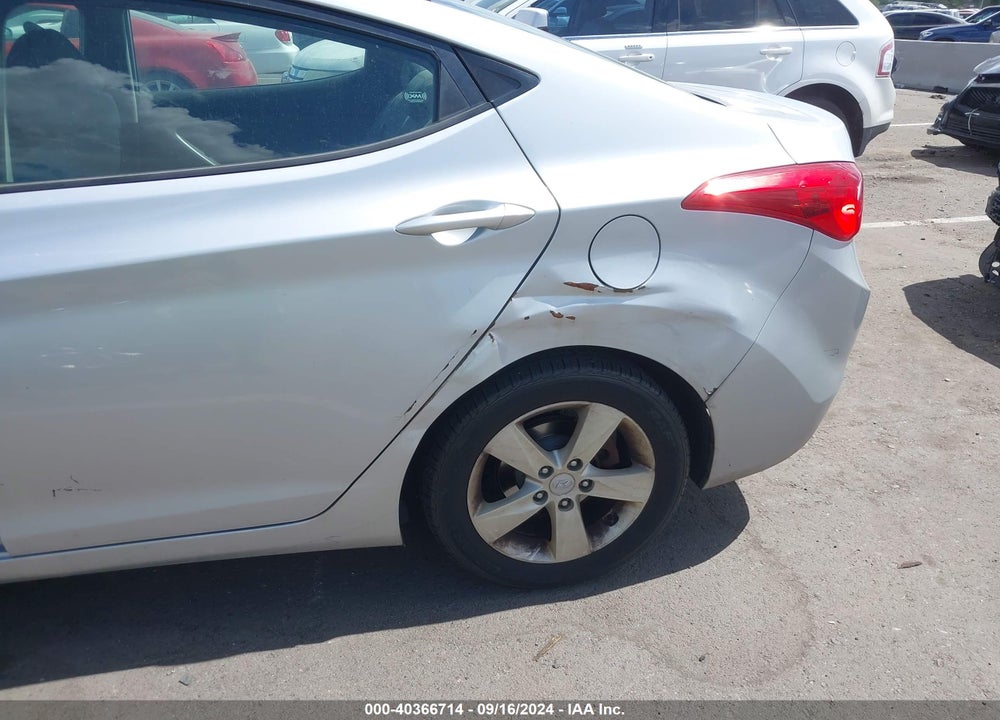 2012 HYUNDAI ELANTRA GLS VIN: 5NPDH4AE4CH074279