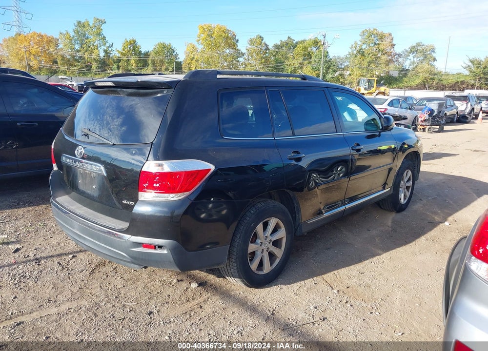 2011 TOYOTA HIGHLANDER SE V6 VIN: 5TDBK3EHXBS041173