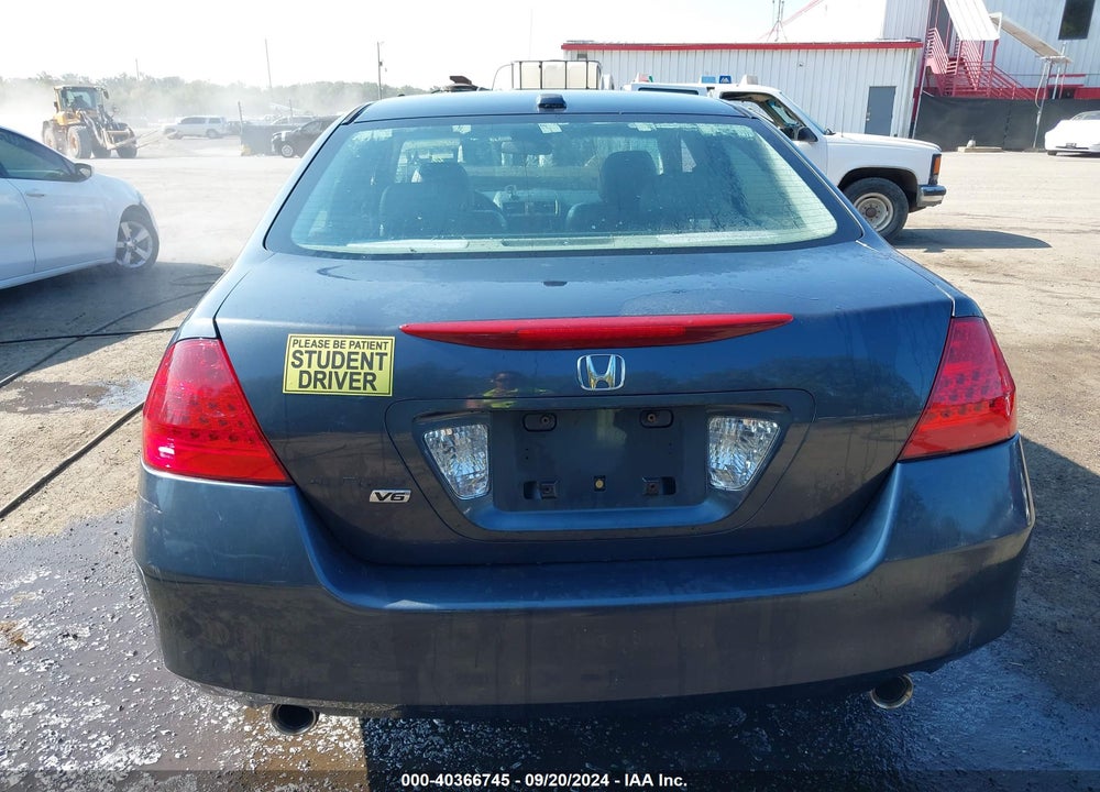 2007 HONDA ACCORD 3.0 EX VIN: 1HGCM66557A055072