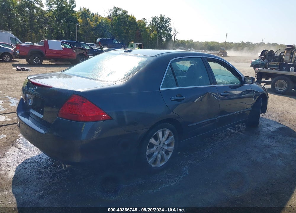 2007 HONDA ACCORD 3.0 EX VIN: 1HGCM66557A055072