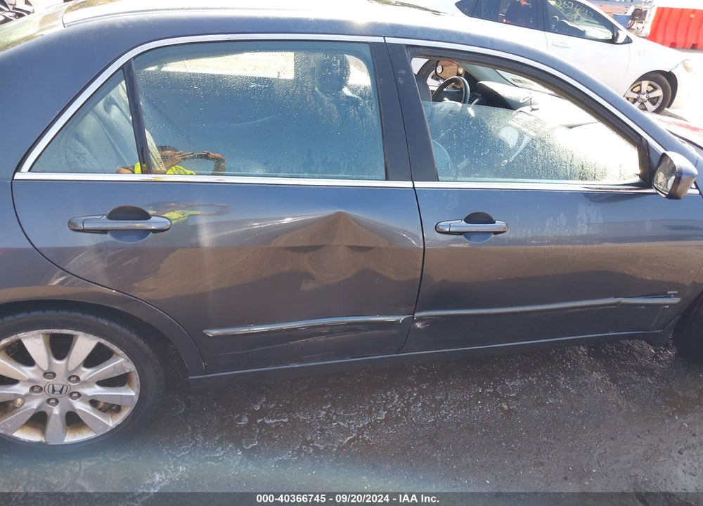 2007 HONDA ACCORD 3.0 EX VIN: 1HGCM66557A055072