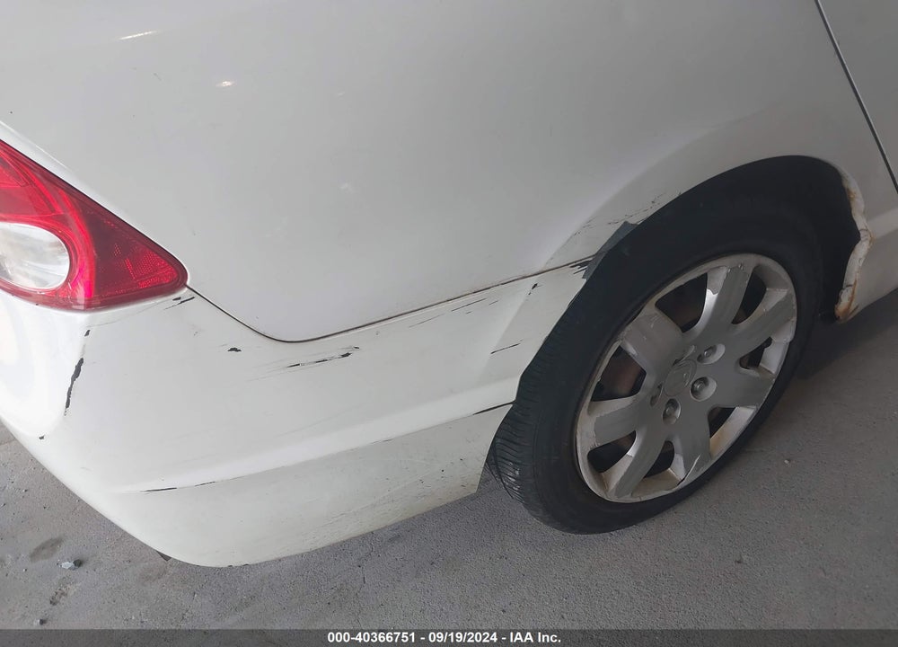 2011 HONDA CIVIC LX VIN: 19XFA1F51BE042848